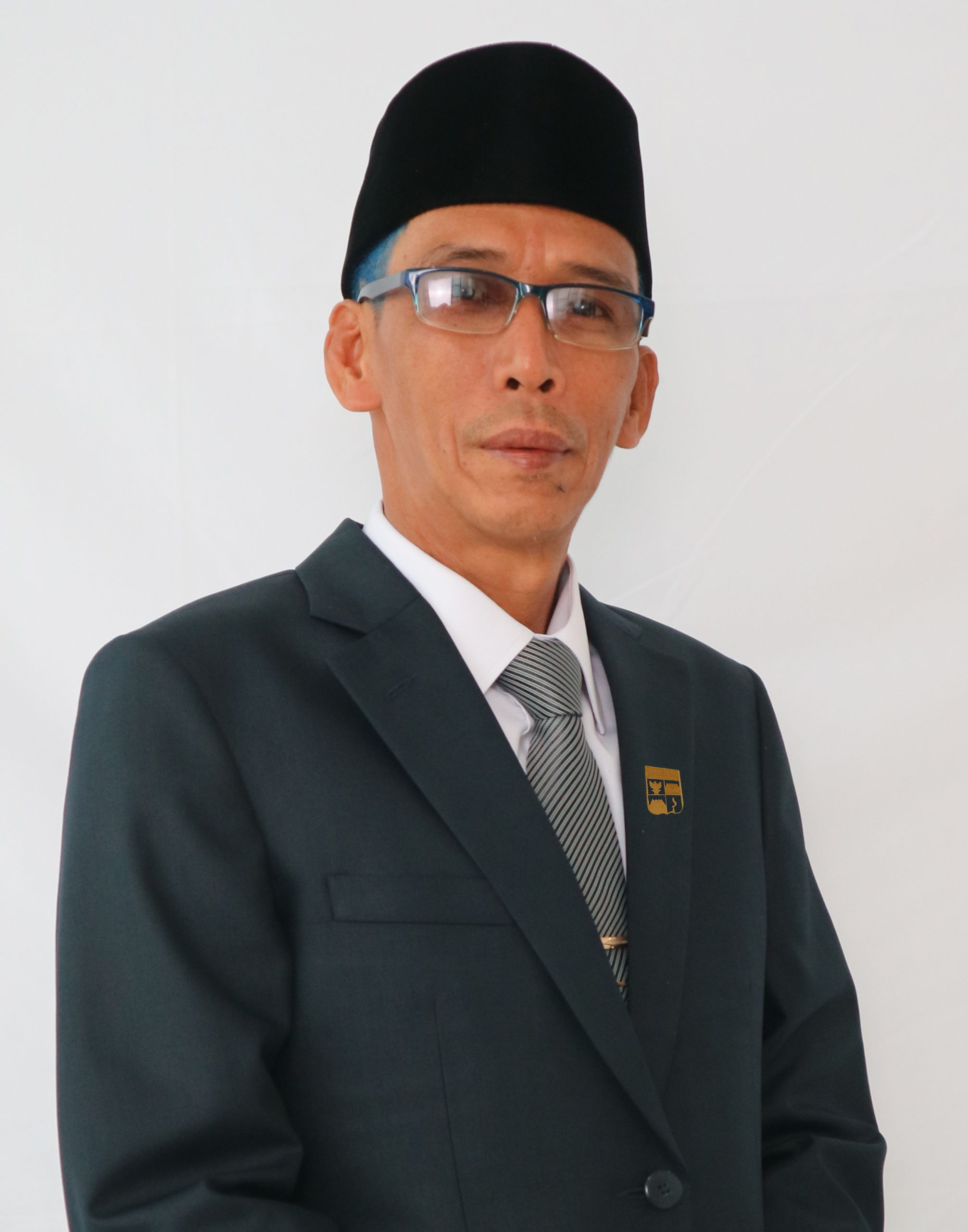 Drs.Safrudin, M.Sc. sb