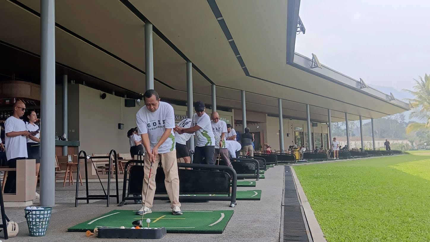 Wartawan Bogor-Jakarta Tanding Golf Digelar Pranajaya Prestasi