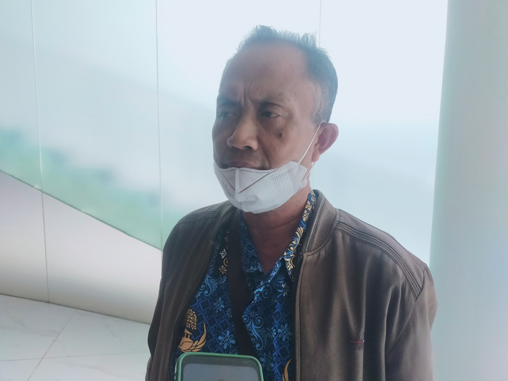 foto: Koordinator Pelayanan Disdukcapil Kabupaten Bogor di Mall Pelayanan Publik, Udin. (Doc)