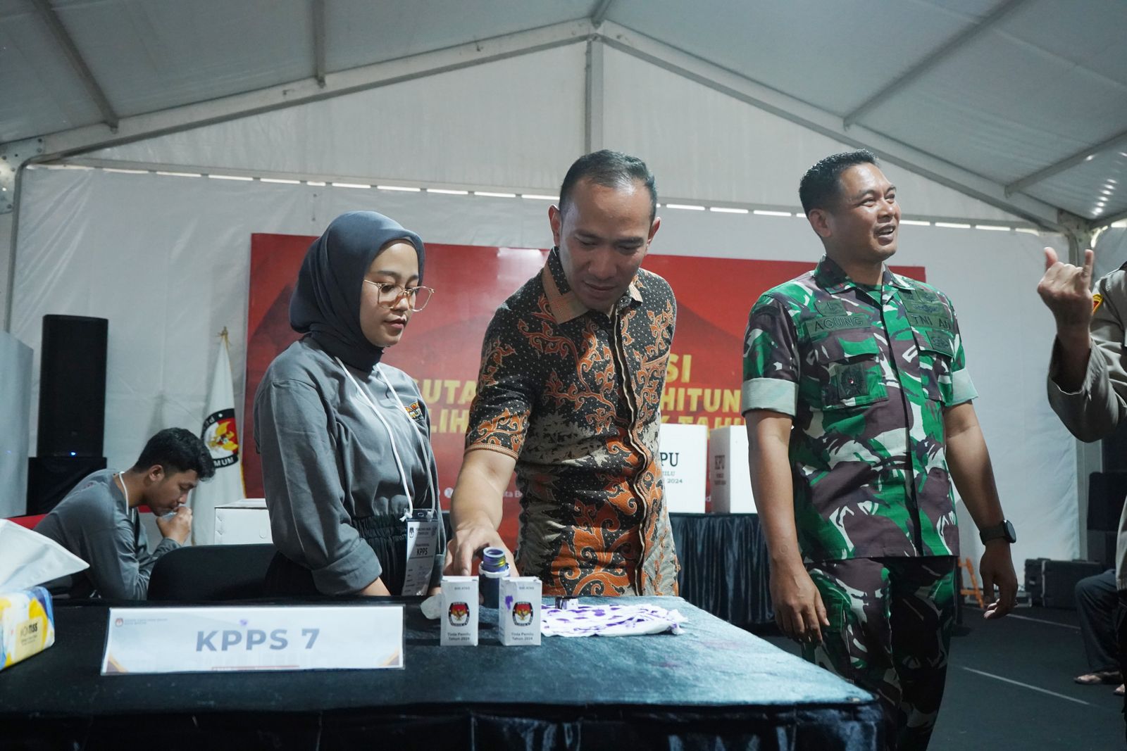 WhatsApp Image 2024-11-18 at 13.42.37