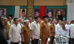 bupati dengan pemprov