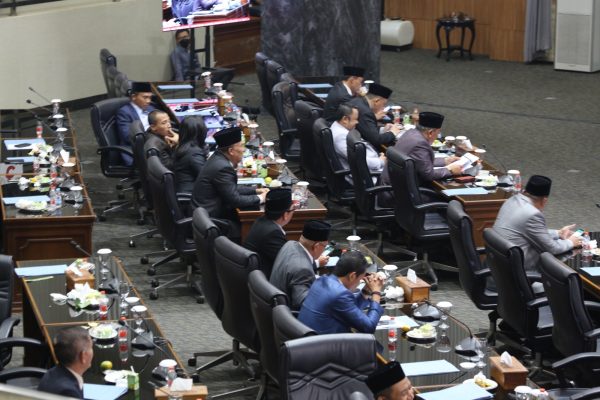 Dewan Perwakilan Rakyat Daerah (DPRD) Kabupaten Bogor Bersama dengan Pemerintah Kabupaten (Pemkab) Bogor, Provinsi Jawa Barat, menggelar rapat paripurna dengan pembahasan temuan BPK RI tentang laporan keuangan