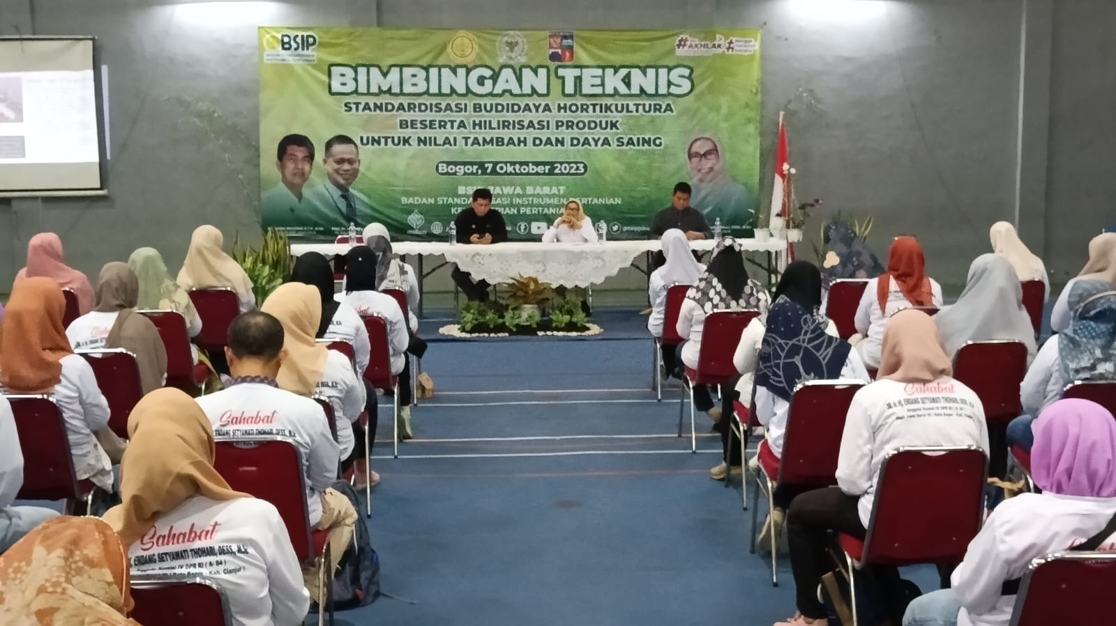 Endang Thohari Gandeng BSIP dan DKPP Bekali KWT Standarisasi Budidaya Hortikultura