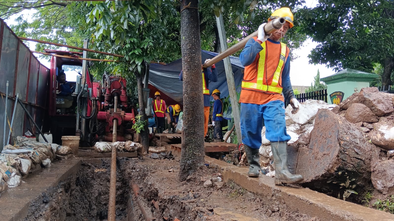 Viral Mobil Tangki Diduga Buang Limbah Ke Cisadane, Ini Penjelasan Perumda Tirta Pakuan 