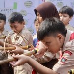 Mahasiswa London School Ajak Generasi Muda Mengenal Permainan Tradisional