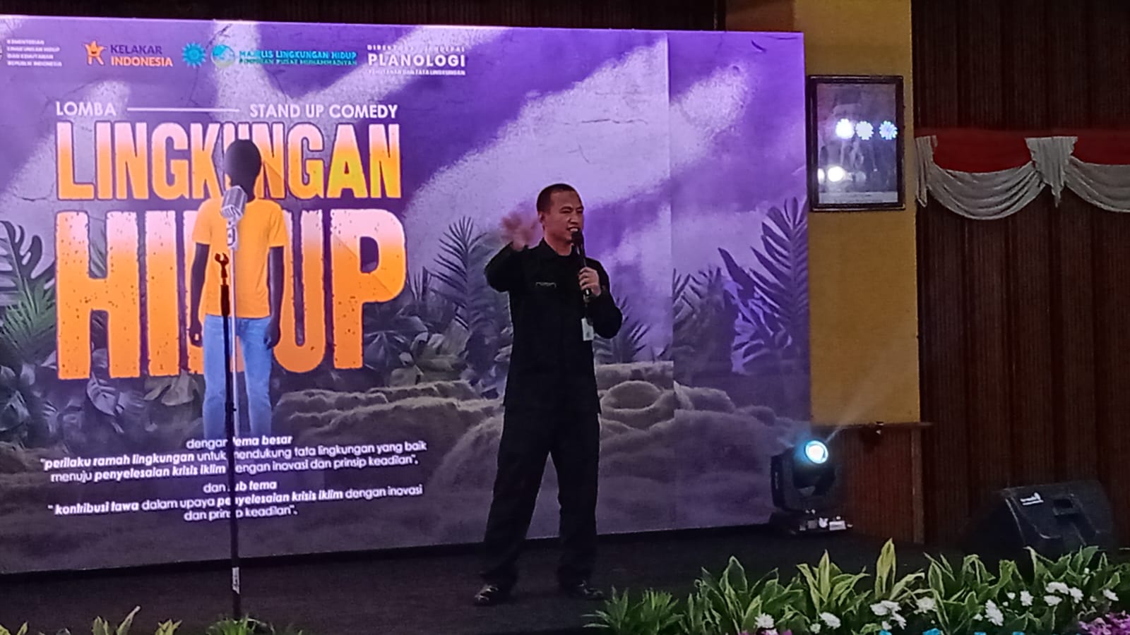 Lewat Stand Up Comedy, KLHK Ajak Masyarakat Peduli Lingkungan Hidup
