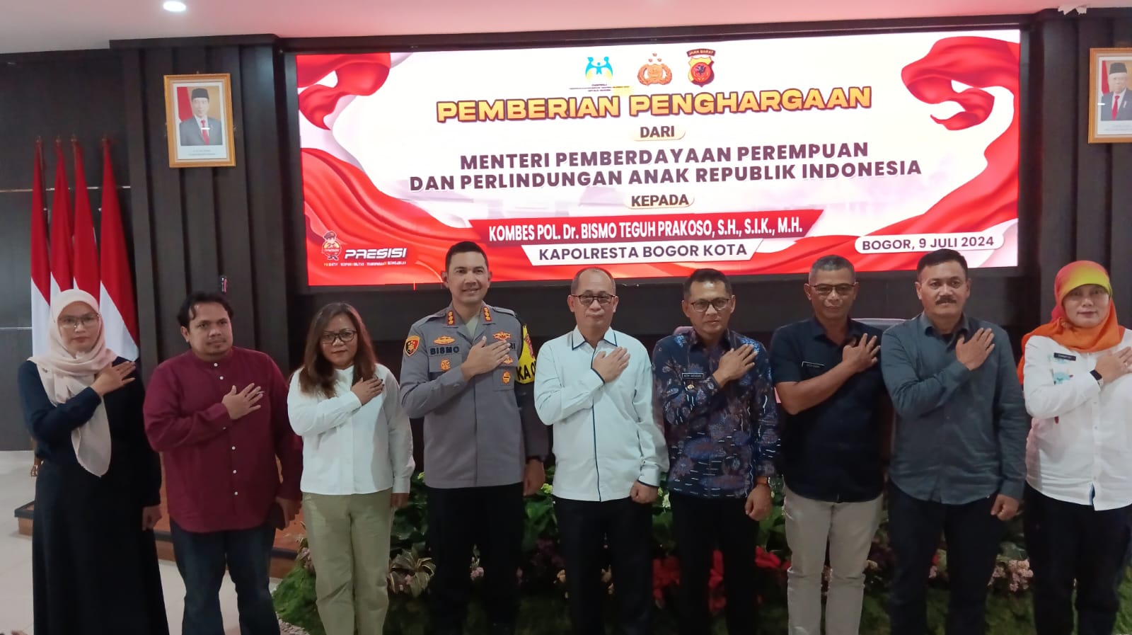 Kapolresta Bogor Kota Terima Penghargaan dari Menteri PPPA